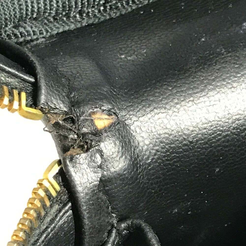 CHANEL Black Caviar Leather Logo Vanity Bag - Picture 14 of 16